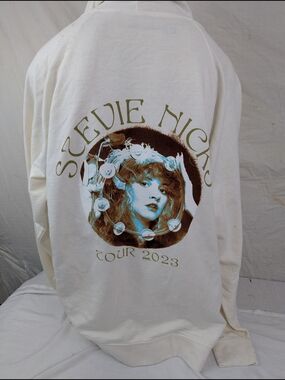 Stevie Nicks Women's 2023 Concert Cream Color Hoodie Front Zip Large 2X